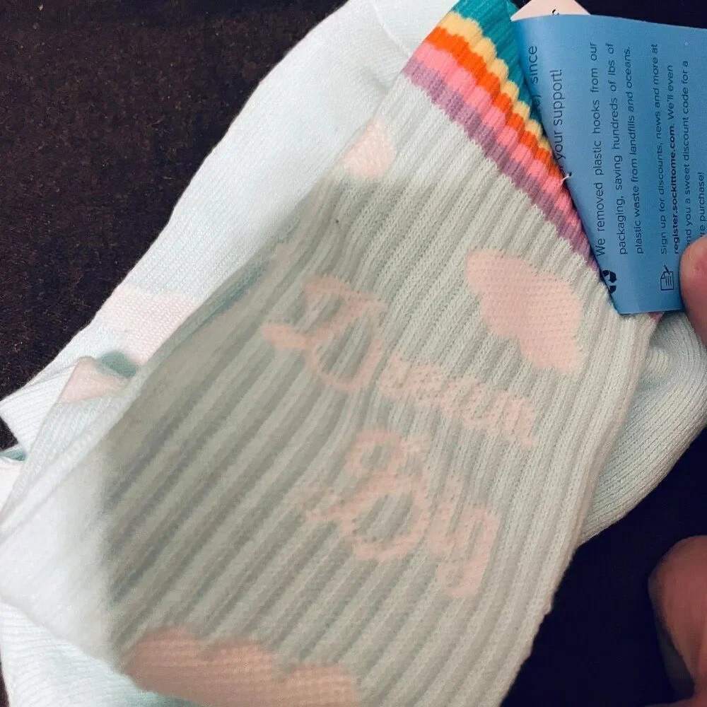 2 Pairs Sock It To Me Crew Socks Dancing Bananas Dream Big Rainbow New with Tags